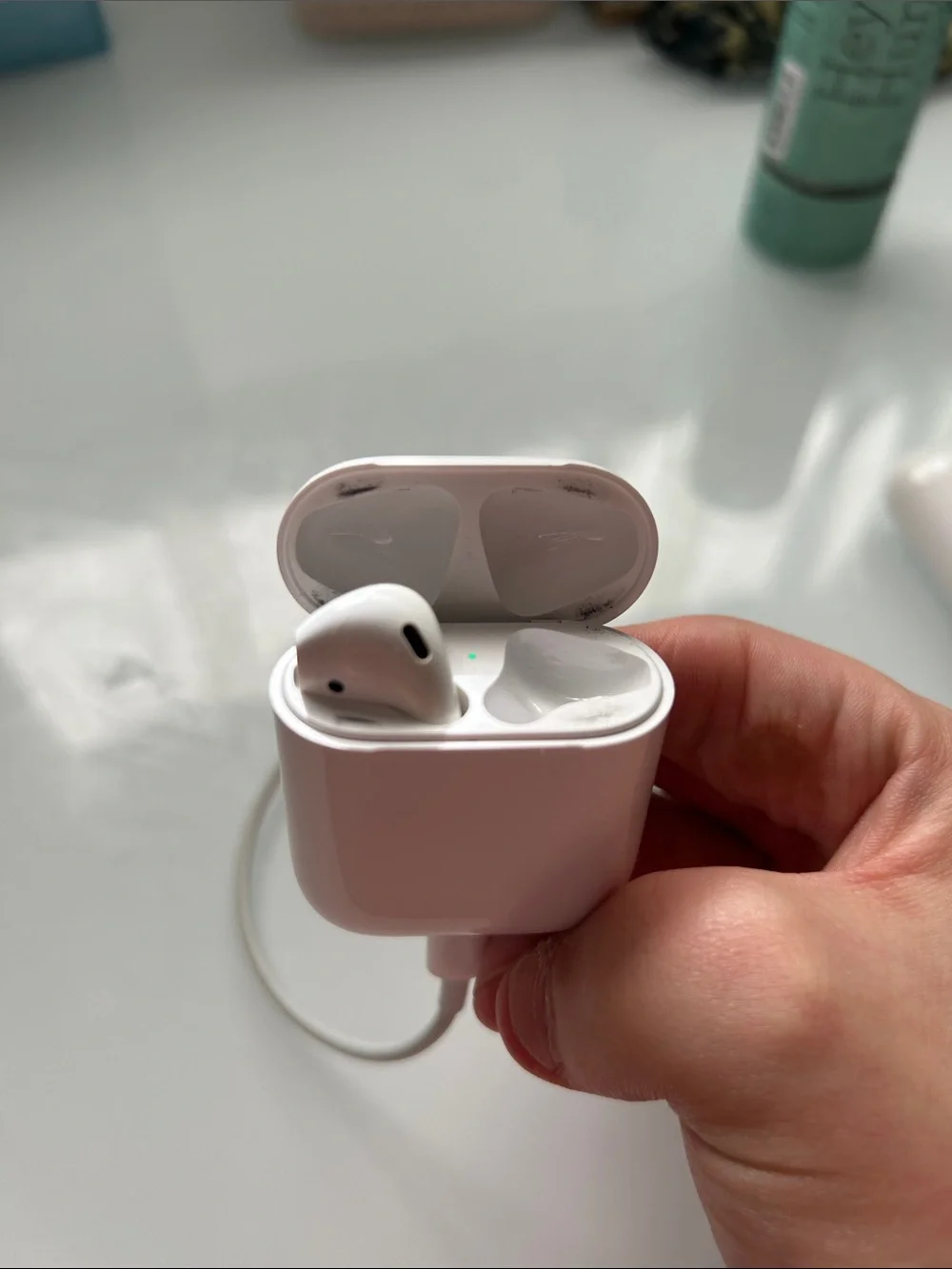 Apple White Earbud Charging Case LEFT EARBUD ONLY